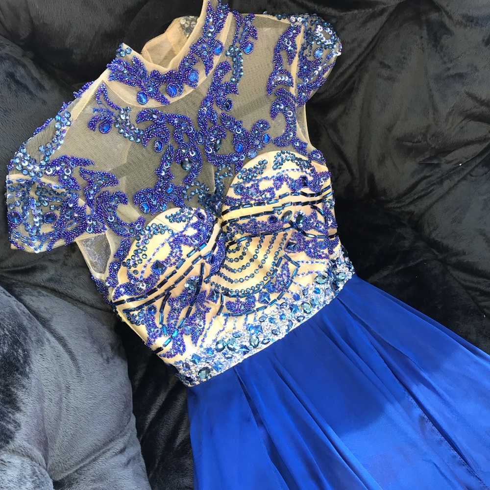Royal blue Sherri Hill prom dress